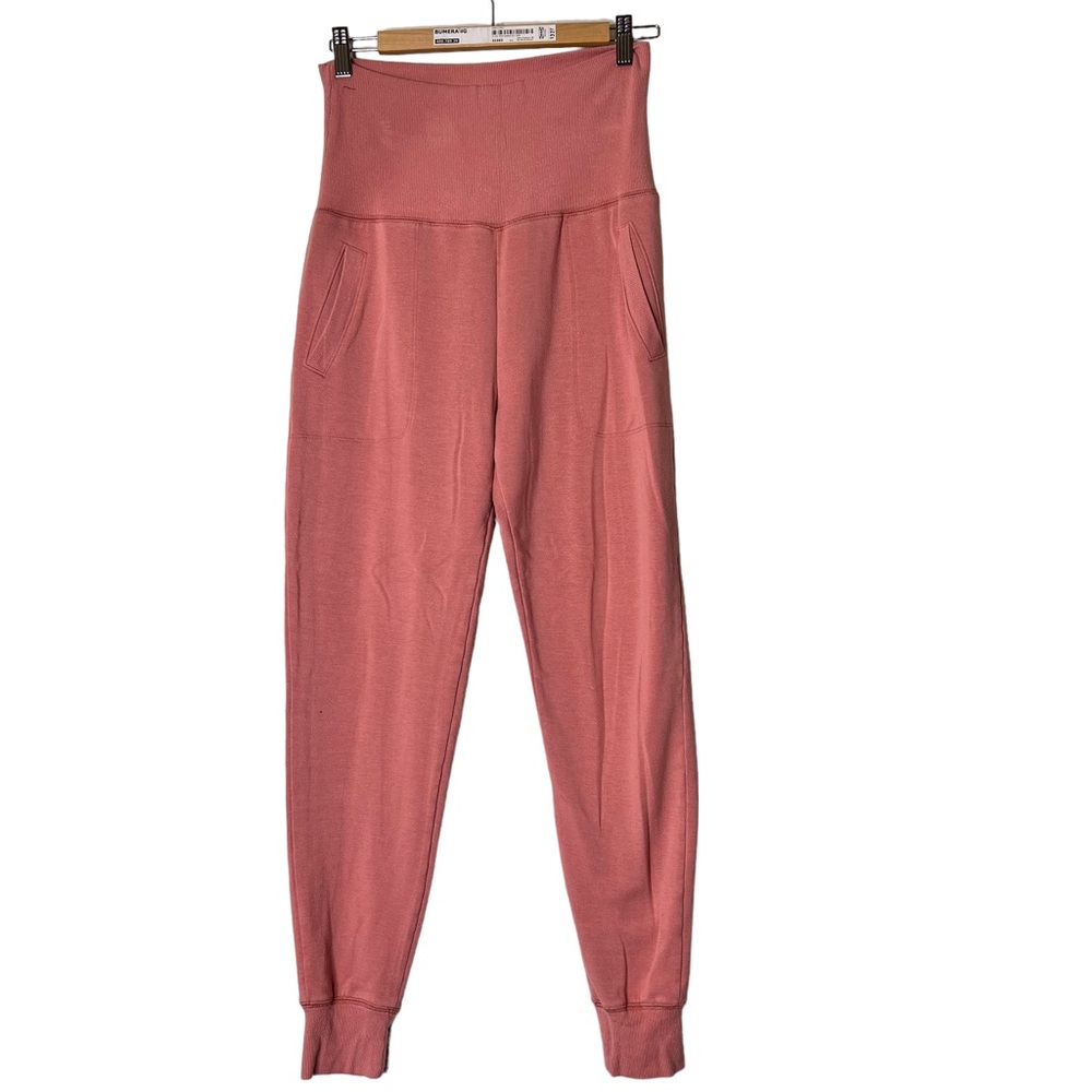 Beyond Yoga Pink Cozy Fleece Sweatpants